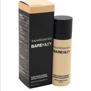 Bare Minerals Foundation in 14 caramel